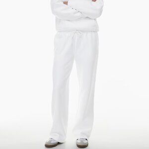 Aritzia Cozy Fleece Boyfriend Basic Wide Sweatpant in White Size L